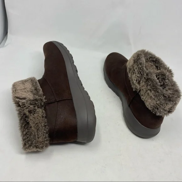 Skechers Women’s On The Go Joy Savvy Brown Boot Size 10 - Picture 5 of 8